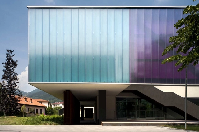 Centro Cultural en Ranica / DAP Studio + Paola Giaconia - Centro Cultural, Fachada, Puerta