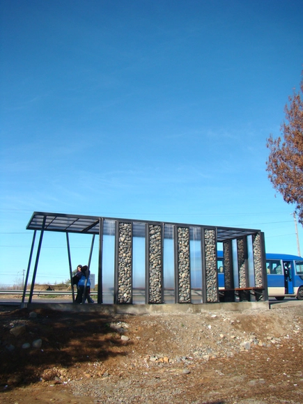 Construcción y hermoseamiento, acceso Comuna de San Rafael / Pablo Vergara Herrera - Estación De Buses, Fachada