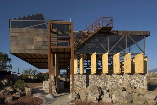 Estudio Cinco / T3arc - Aprendizaje, Fachada, Fijación Vigas