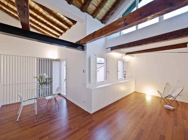 Renovación de un departamento en Toledo / Romero Vallejo Arquitectos - Apartamentos, Fijación Vigas, Fachada, Barandas, Iluminación, Sillas
