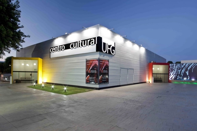 Centro Cultural UFG / Fernando Simon - Centro Cultural, Fachada