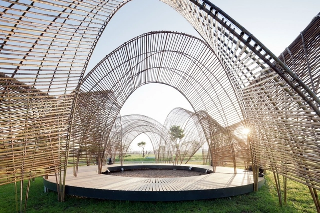 Pabellón en el Bosque / nArchitects - Pabellón, Jardín, Fachada, Arco