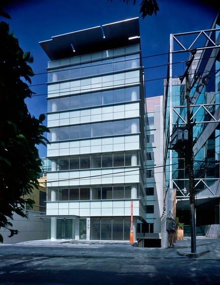 Edificio de oficinas MU 727 / ARCHETONIC - Edificio De Oficinas, Fachada