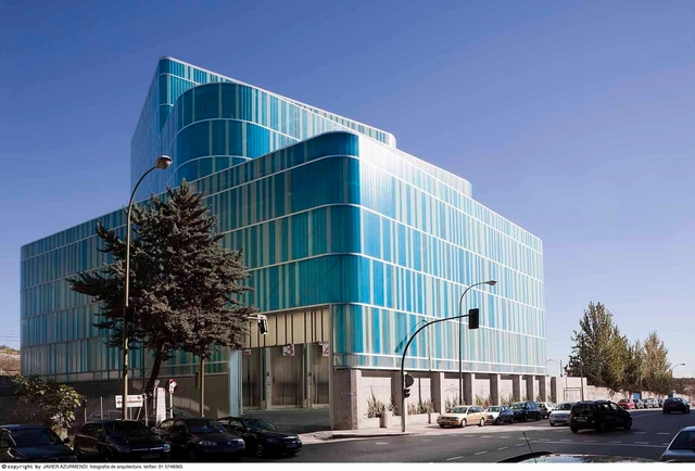 Planta Dosificadora de Aridos y Hormigón / Lorenzo Alonso Arquitectos - Fábrica, Fachada