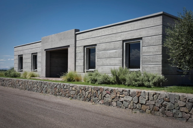 Bodega Pulenta Estate / Bórmida & Yanzón - Bodega, Fachada, Puerta
