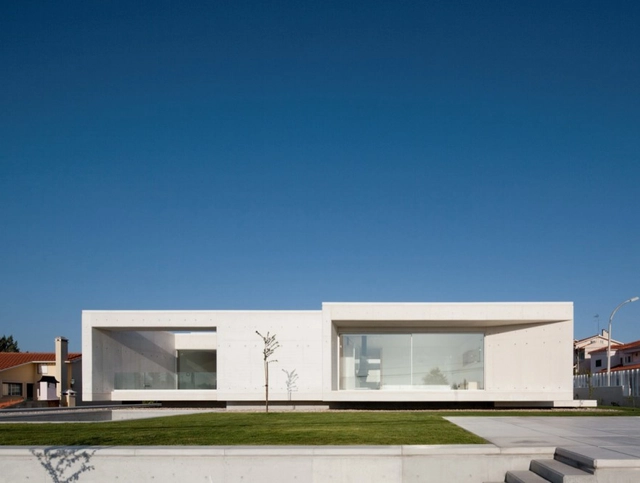 Casa en Leiria / ARX Portugal Arquitectos - Casas
