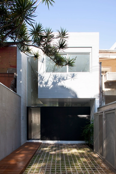 Casa 4 x 30 / FGMF + CR2 Arquitectos - Casas, Patio interior, Fachada, Iluminación