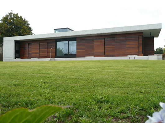 Casa Nigrán / José Luis Quintela Porro y Mónica Díaz Rodríguez - Casas, Jardín, Fachada, Puerta