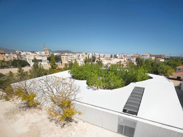 Universidad Popular Infatil / Paredes Pedrosa Arquitectos - Otros Edificios, Fachada, Urbano