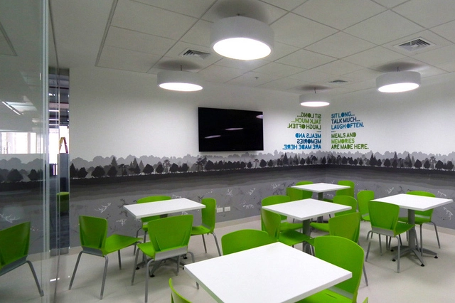 Oficinas Pacific / Ese Equis Ele  + Racep Asociados - Interiores De Oficina, Mesas, Sillas, Iluminación