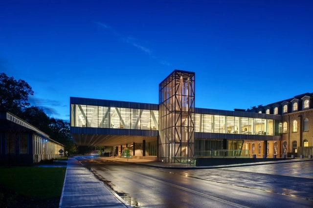 Milstein Hall / OMA - Remodelaciones, Fachada