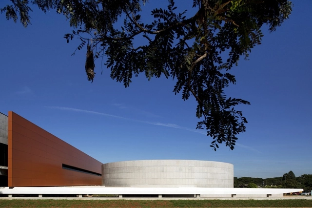 Sede de FHE / MGS - Macedo, Gomes & Sobreira + Associados - 公共机构建筑