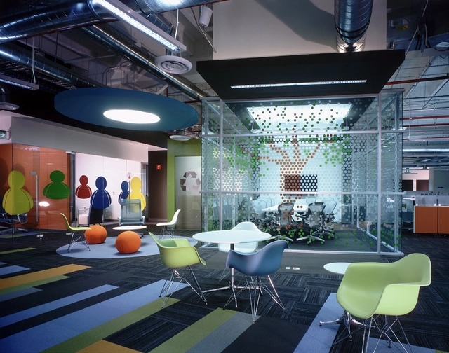 Oficinas Prodigy MSN / SPACE - Interiores De Oficina, Sillas, Iluminación, Mesas