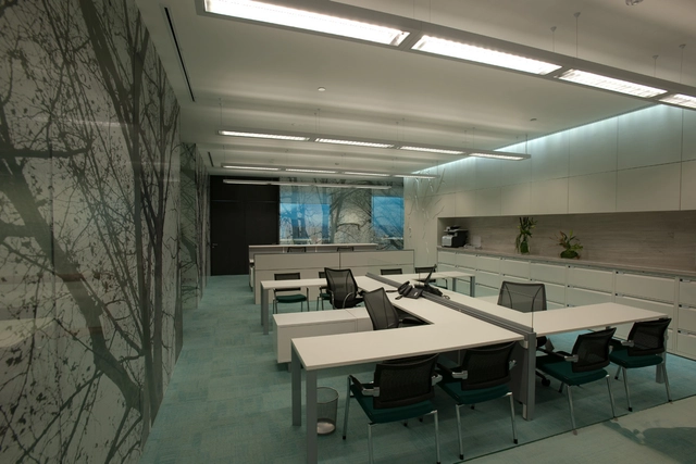Oficinas Power Green Technologies / Colonnier Arquitectos + Vieyra Arquitectos - Interiores De Oficina, Mesas, Sillas, Iluminación