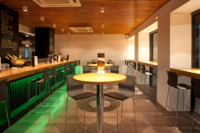 Restobar Culinart / Manuel García - Diseño De Interiores, Mesas, Sillas