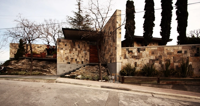 Casa Cumbres / T Siete - Taller de Arquitectura - Casas, Fachada, Arco