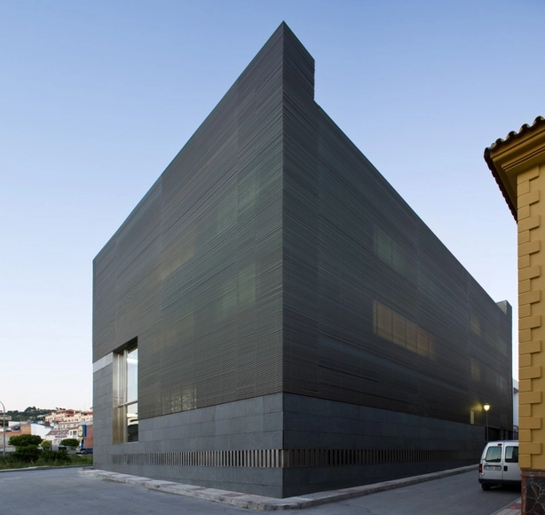 Palacio de Justicia Coín / Donaire Arquitectos - Tribunales Y Juzgados, Fachada