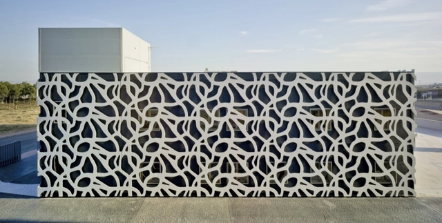 Edificio Ibermutuamur / DENORTE - Edificios Institucionales, Cierros, Fachada