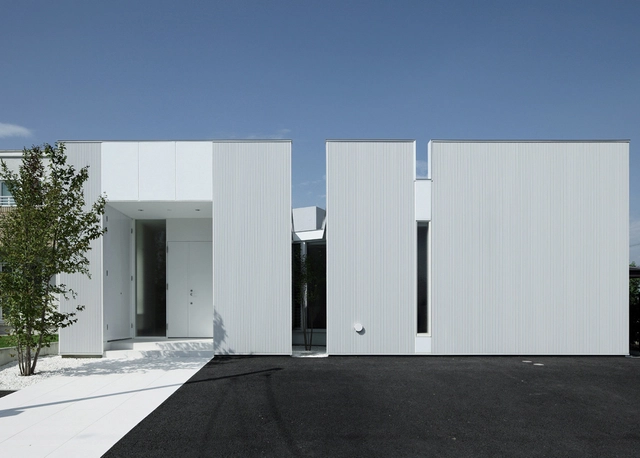 Casa Diamante / Masao Yahagi Architects - Casas