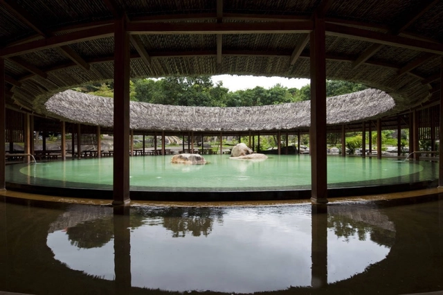 I Resort / a21 studio - Baños