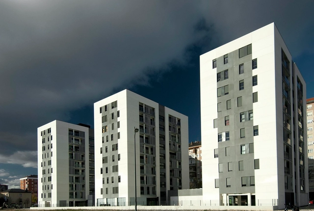 108 Habitações em Borinbizkara / Patxi Cortazar - Habitação De Interesse Social