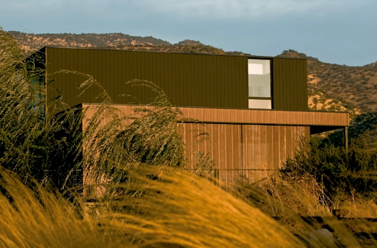 Casa en Piedra Roja / Riesco + Rivera Arquitectos Asociados - Casas, Fachada