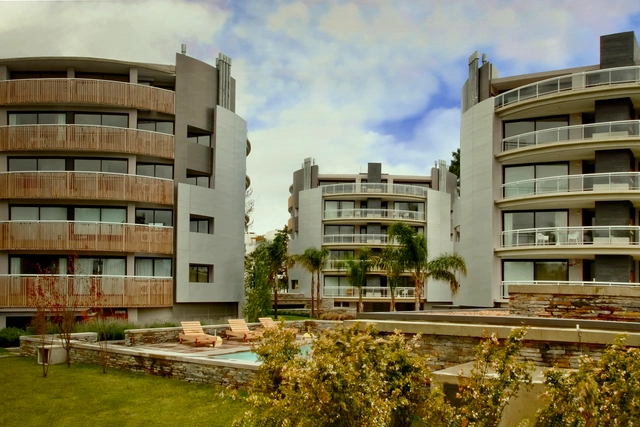 Loop / Lorieto - Pintos - Santellán + Gomez Platero Arquitectos - Apartamentos, Fachada