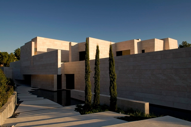 Vivienda Unifamiliar en Marbella / A-cero - Casas, Fachada