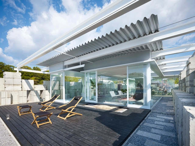 Casa de Vidrio / naf architect & design - Casas, Fachada, Barandas, Fijación Vigas, Sillas, Bancas