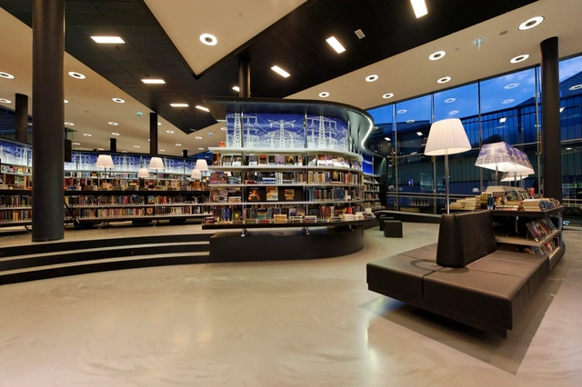 Biblioteca De nieuwe Almere / Concrete Architectural Associates - Design De Interiores