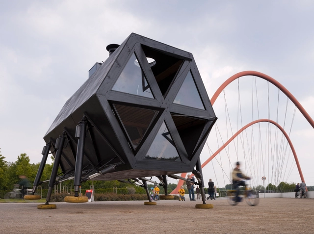 Walking House: Casa modular auto-suficiente para nómades modernos - Imagen Principal