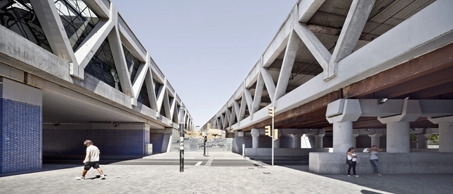Redevelopment Of The Rail Corridor In Sants / Sergi Godia, Ana Molino Architect - Train Station, Facade, Beam