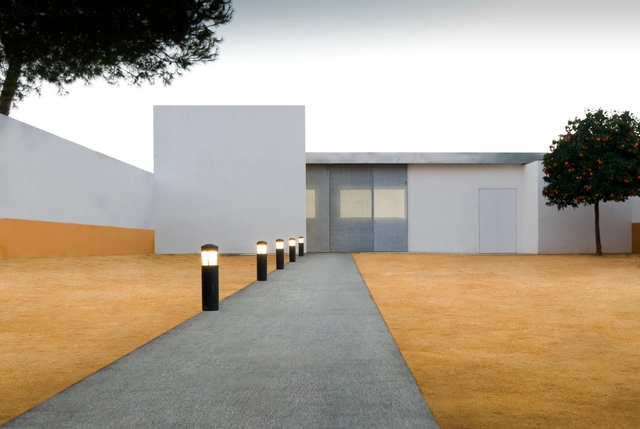 Consultorio Medico en la Barriada de el Gordillo / Paco García & Daniel Zapata - Centro De Salud, Fachada