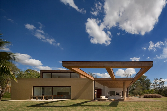 House in Itu / Studio Arthur Casas - Houses