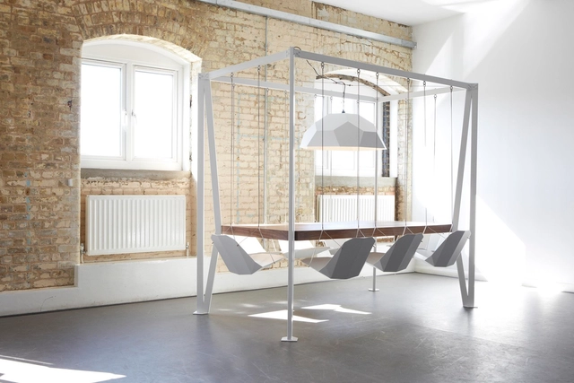Mesa Swing / Duffy London - Imagem de Destaque