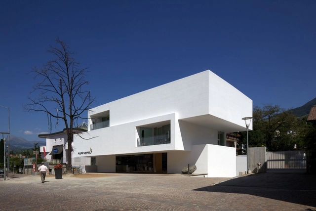 Hotel Pupp / Bergmeister Wolf Architekten - Hotéis