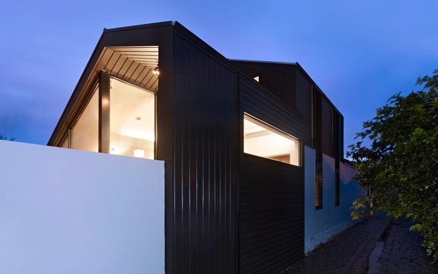 Vivienda en Fitzroy North / Nic Owen Architects - Casas