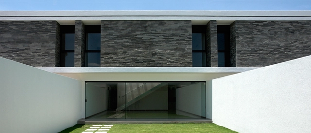 Residencial Los Mangales / Sommet & Asociados - Habitação Coletiva
