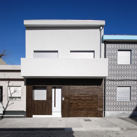 Caxinas House / AUZprojekt - House Interiors, Door, Facade