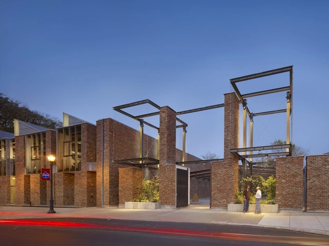 Lafayette College Arts Plaza / Spillman Farmer Architects - Square, Facade