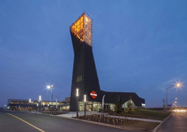 A Lanterna Prémont  / DMG architecture + Bourgeois Lechasseur Architectes - Espaço De Exibições 