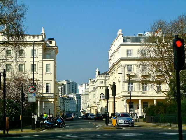 Local Economies Suffer as Foreign Investments Dominate London and NYC - Residential Architecture