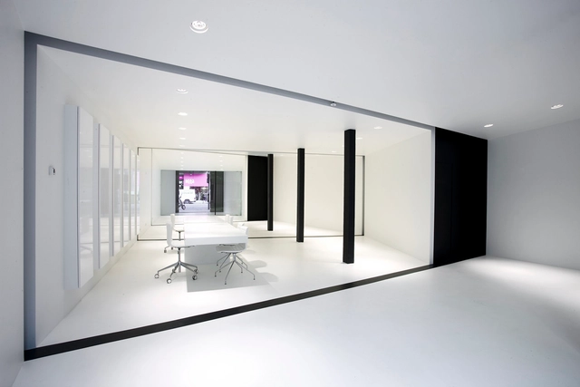 Tienda Mitica / Blur Arquitectura - Tienda, Fachada, Mesas