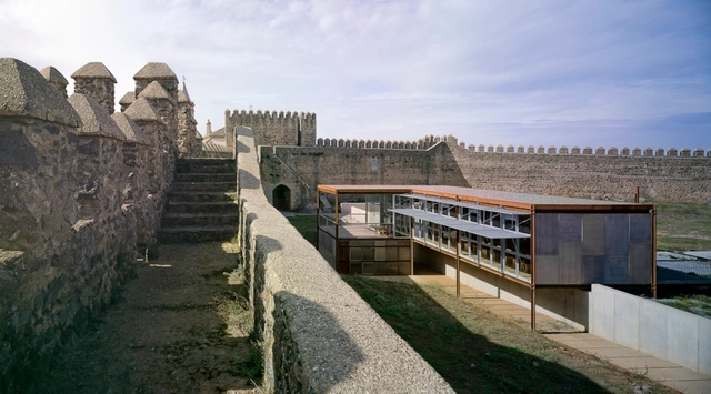 Castillo de Cumbres Mayores Rehabilitation / Republica DM - Restoration
