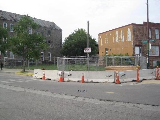 Chicago, First U.S. City to Line Streets with Smog-Eating Cement - Urbanism