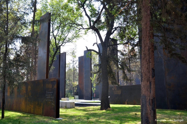 Memorial a las víctimas de la violencia / Gaeta-Springall Arquitectos - Memorial