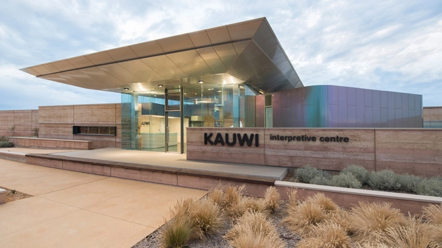 Centro Interpretativo Kauwi / Woodhead - Centro Comunitário