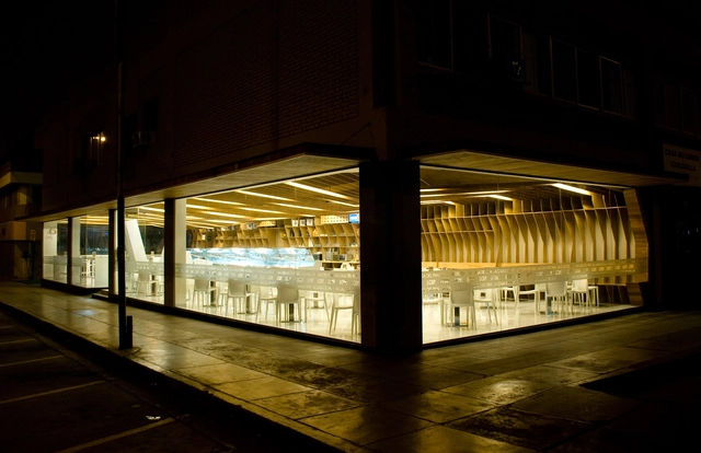 La casa del Pan / R / Ricci arquitectos + Claudio Cuneo - Diseño De Interiores, Fachada, Pilares