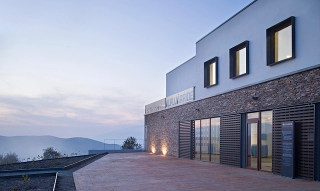 Centro Temático do Vinho em Torvizcón / DTR Studio - Museu