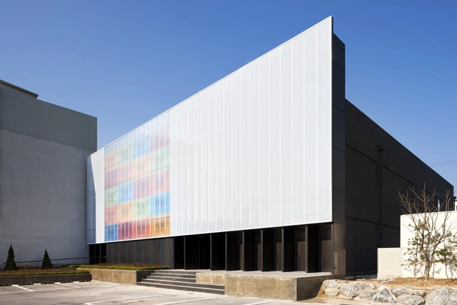  Oficina de Entretenimiento Stardom / D.LIM architects - Renovación